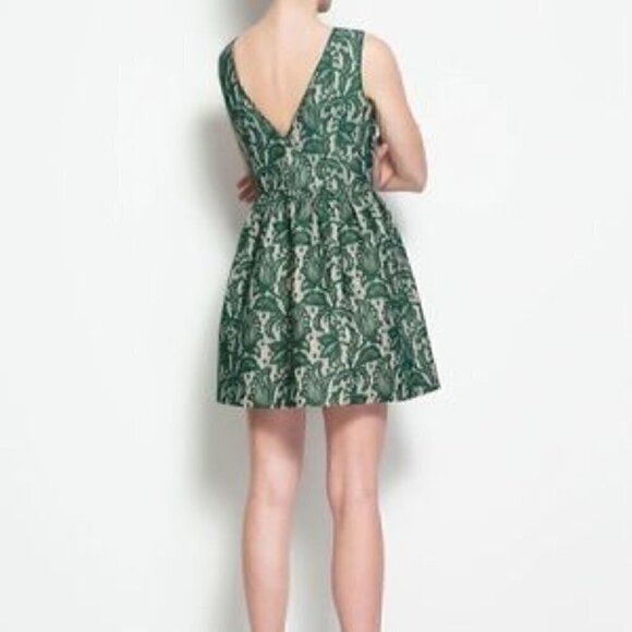 Zara Women Sleeveless Emerald Green Lace Princess Dress Size S - Picture 2 of 16